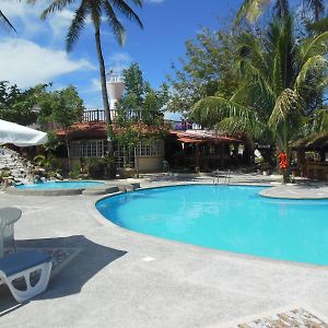La Parola Orchids Beach Resort